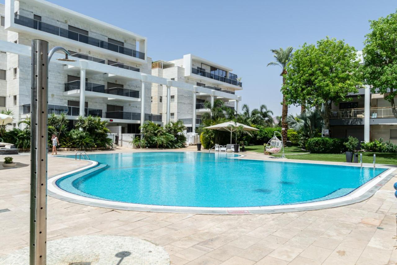 דירת גן פונה לבריכה - Pool Garden View Eilat Apartment Bagian luar foto