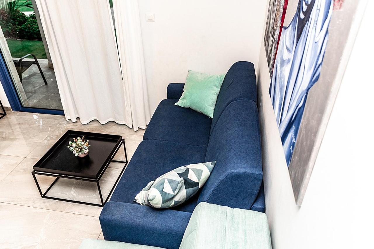 דירת גן פונה לבריכה - Pool Garden View Eilat Apartment Bagian luar foto