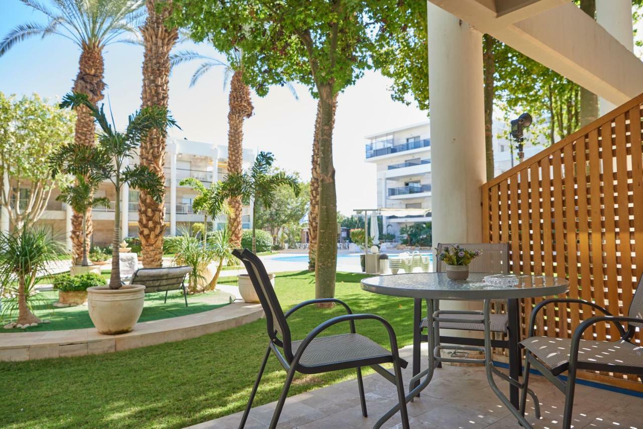 דירת גן פונה לבריכה - Pool Garden View Eilat Apartment Bagian luar foto